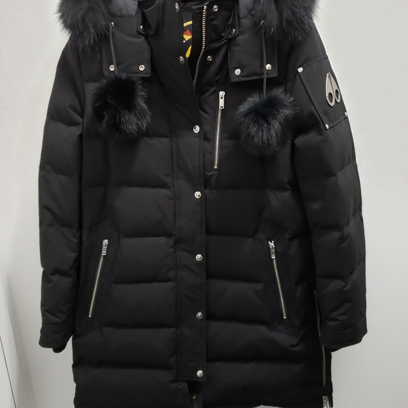 Moose Knuckles Winter Coat - Picture 3 of 3